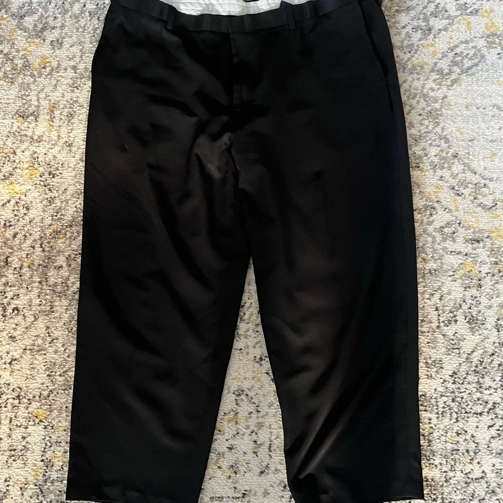 Puritan - Black Dress Pant - 48 x 28. - Picture 2 of 4